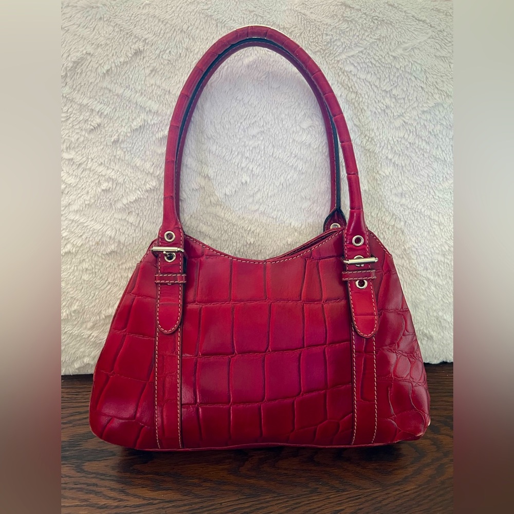 Anne Klein women’s crocodile print brown leather shoulder carry purse handles